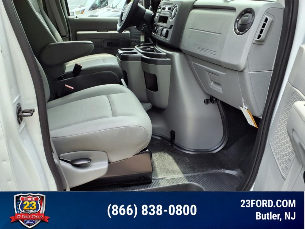 2026 Ford E-Series Cutaway Base - Photo 17