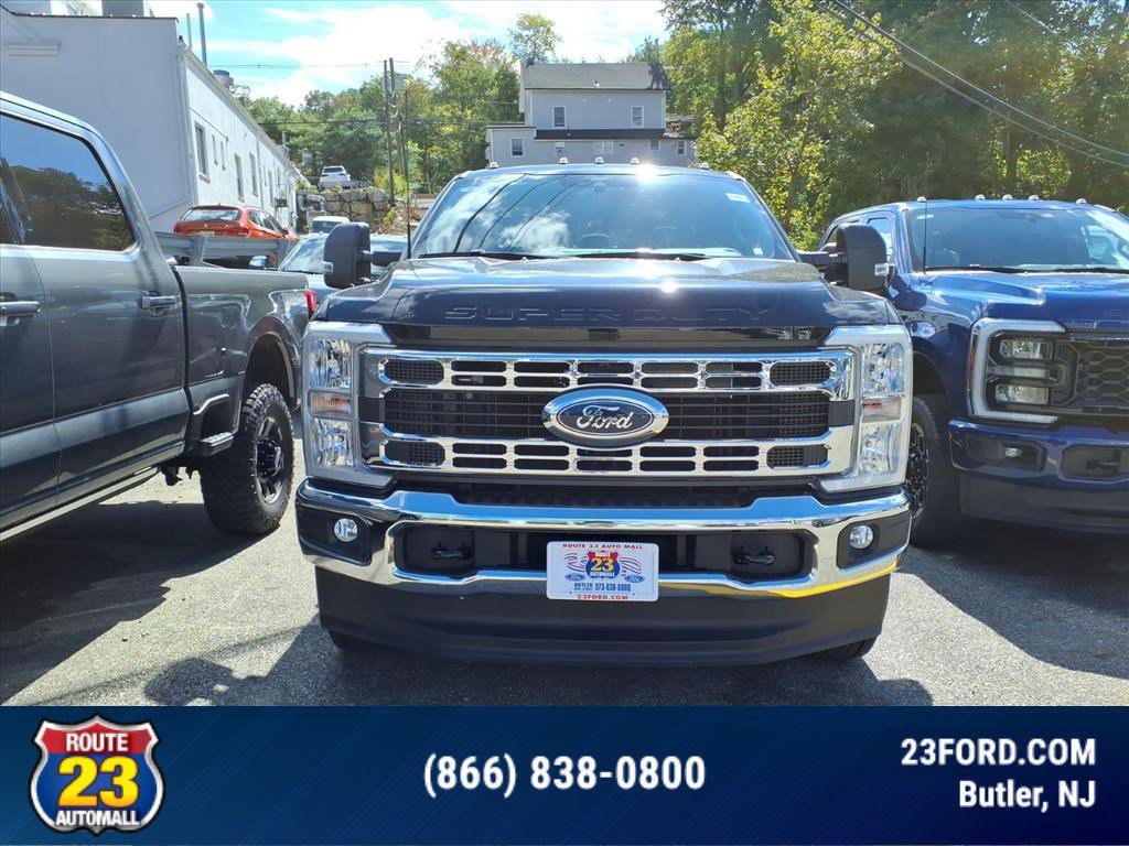 2026 Ford F-250 XLT photo 2