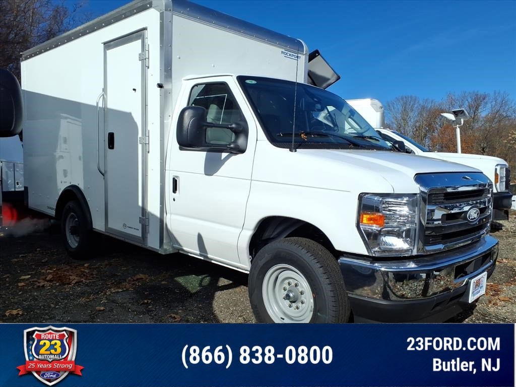 2026 Ford E-350 Cutaway Truck 