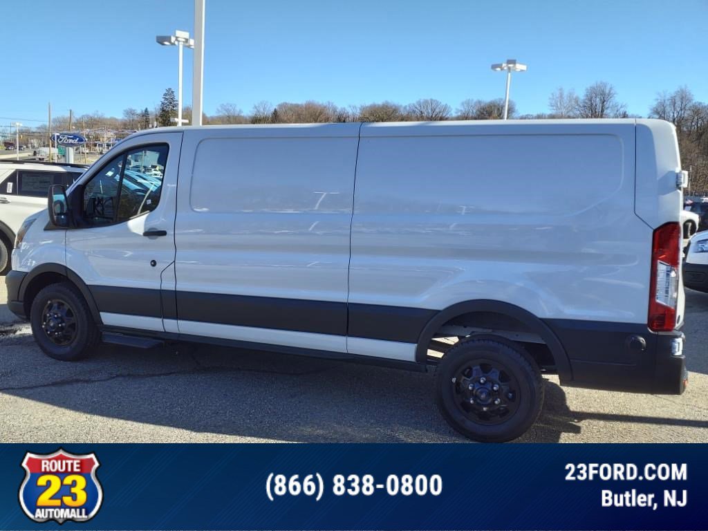 2024 Ford Transit Cargo photo 3