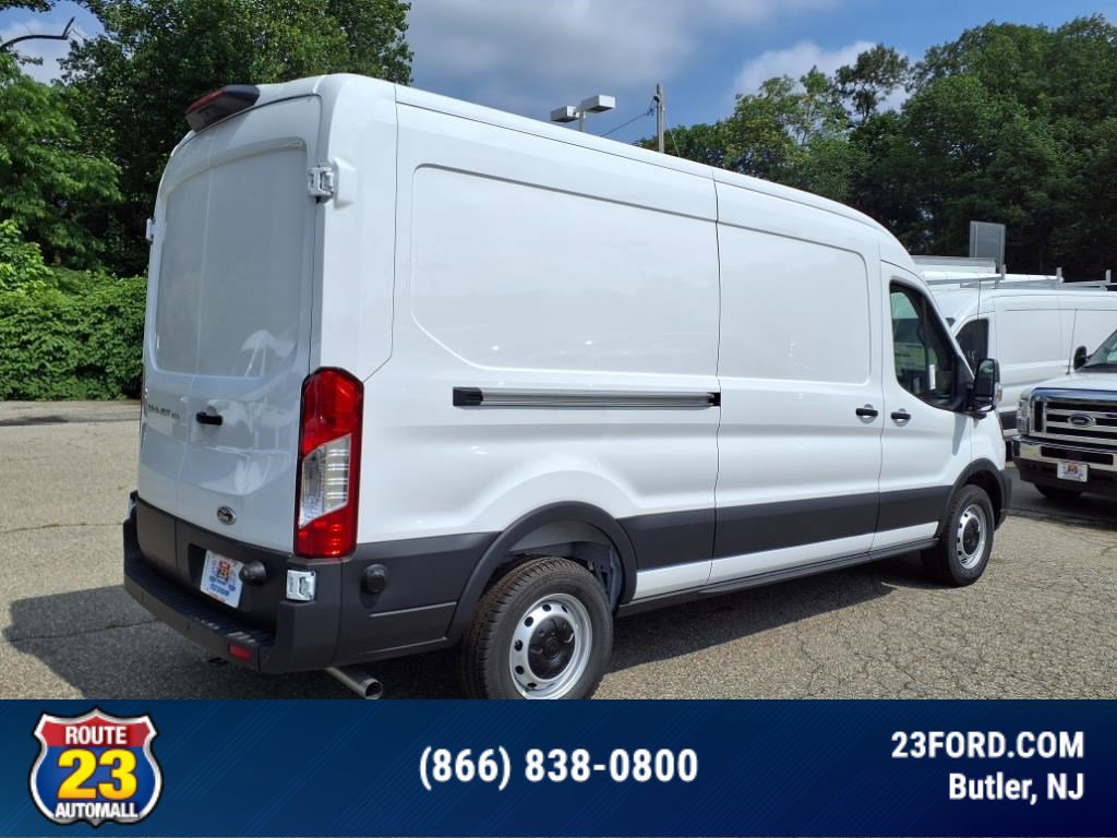 2025 Ford Transit photo 4