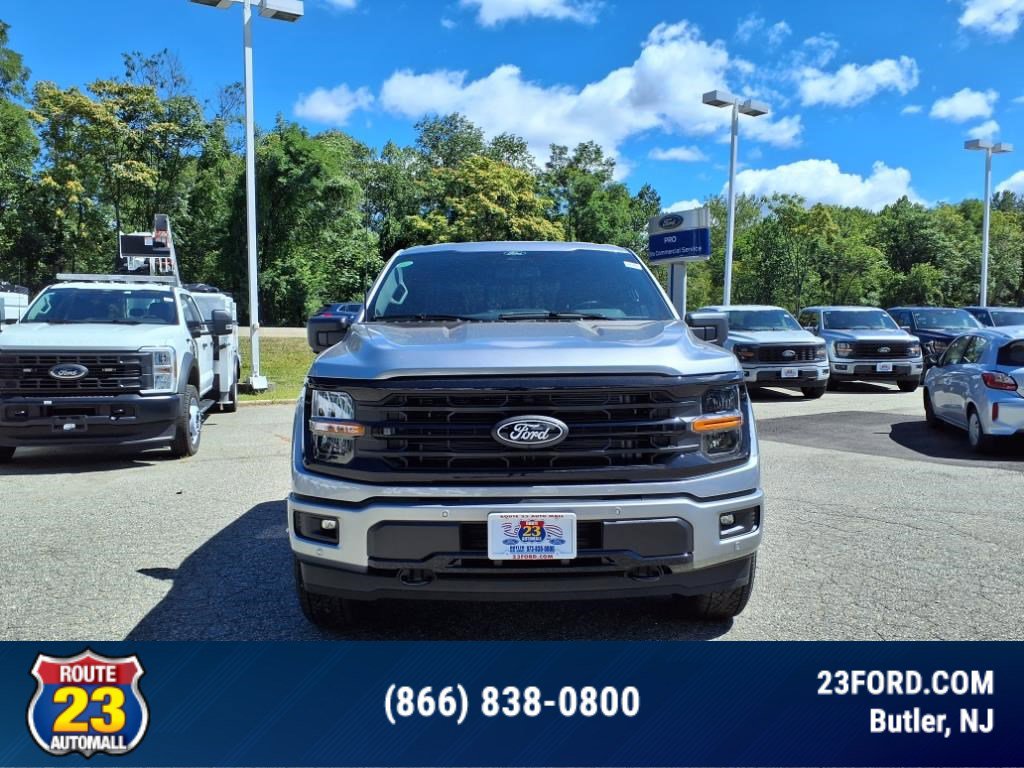 2025 Ford F-150 XLT photo 2
