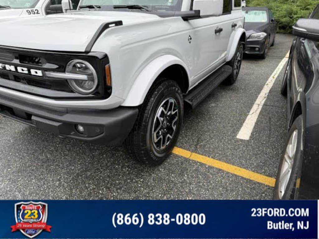 New 2026 Ford Bronco Outer Banks SUV