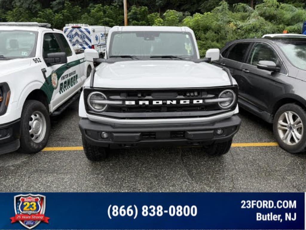 New 2026 Ford Bronco Outer Banks SUV