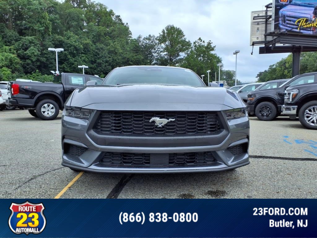 2025 Ford Mustang EcoBoost Premium photo 2