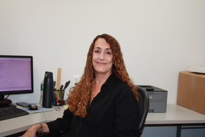 Staff member Ellen from ID_272be9