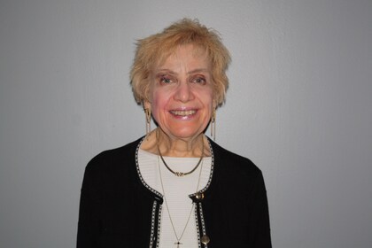 Staff member Marianne  Kocher from ID_063b3fdb09e6