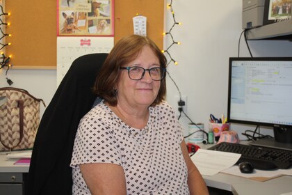 Staff member Ruth  from ID_272be9