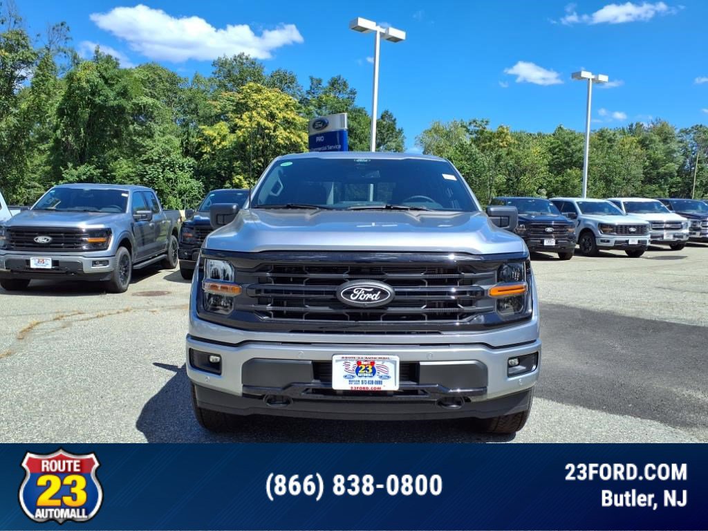 2025 Ford F-150 XLT photo 2