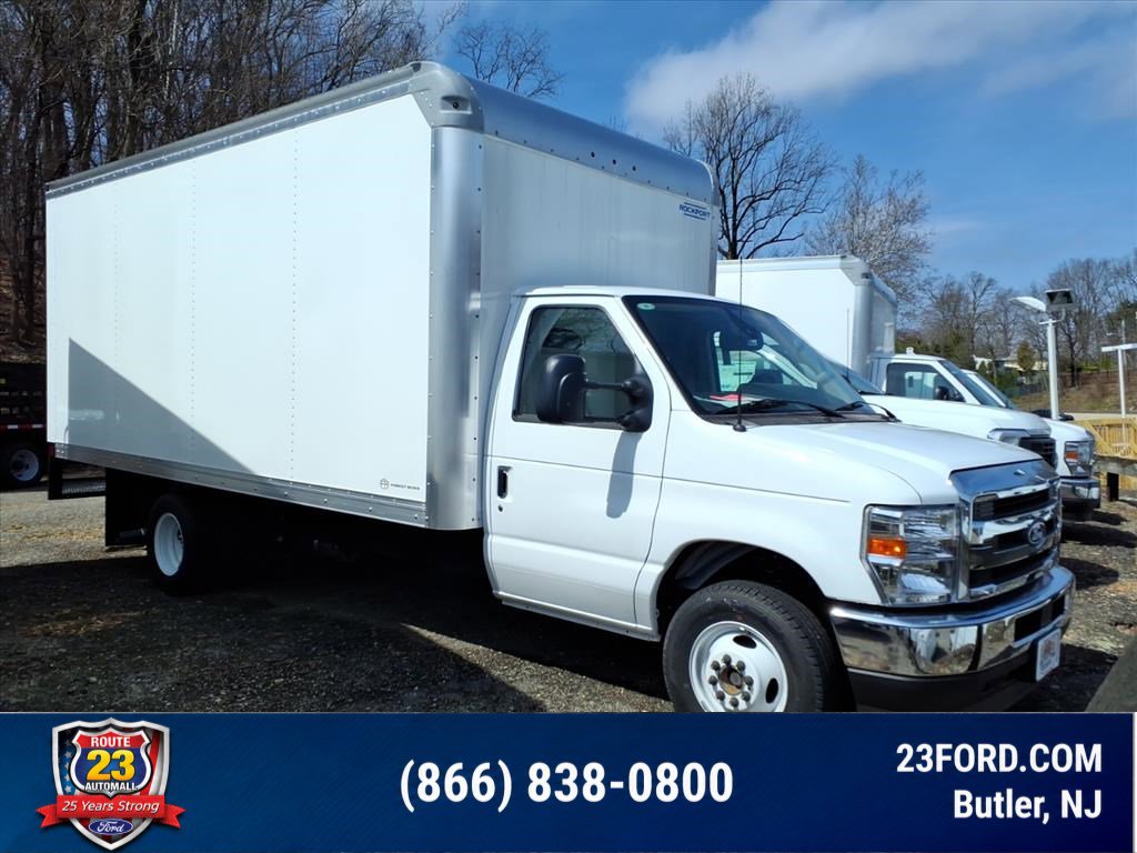 2026 Ford E-Series DRW E-350 Super Duty 176 in WB's photo