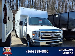2026 Ford E-450 Cutaway E-450 Truck