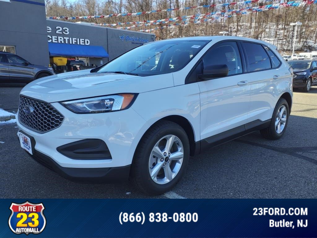 2024 Ford Edge SE photo 2