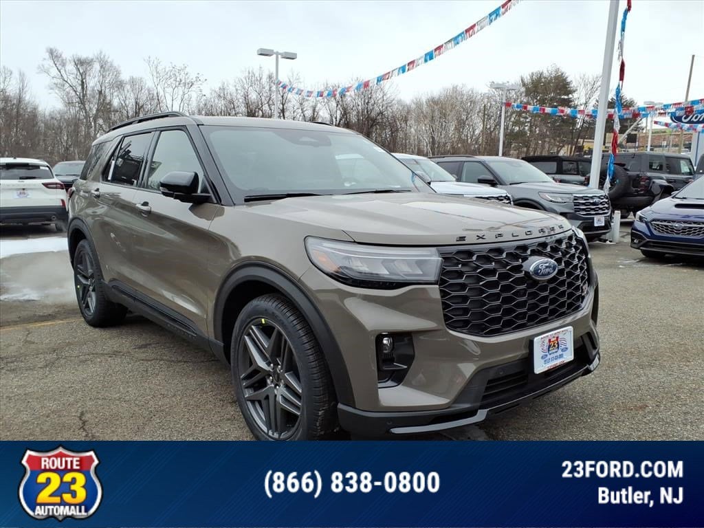 2026 Ford Explorer ST's photo