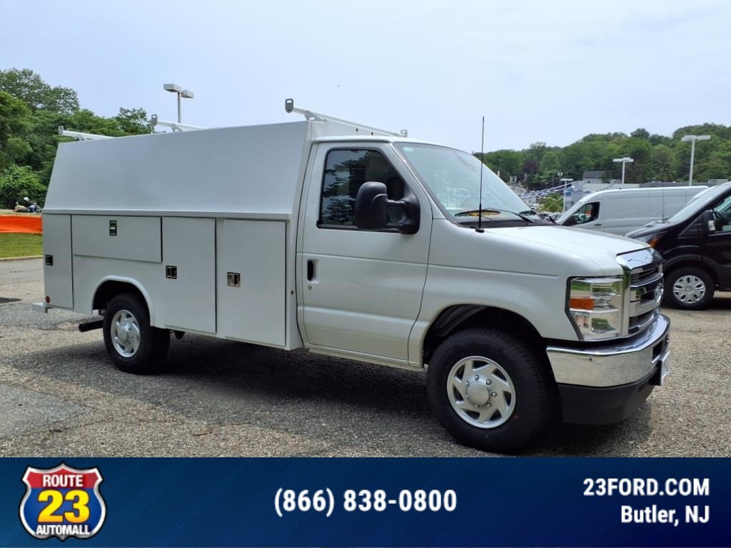 2026 Ford E-350 Cutaway Truck 