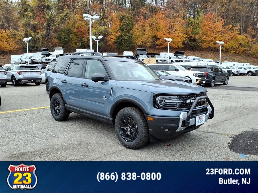 2025 Ford Bronco Sport Outer Banks's photo