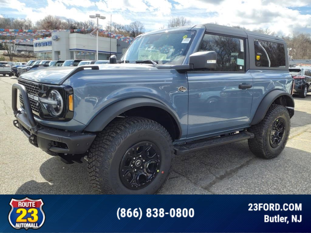 2024 Ford Bronco Wildtrak photo 2