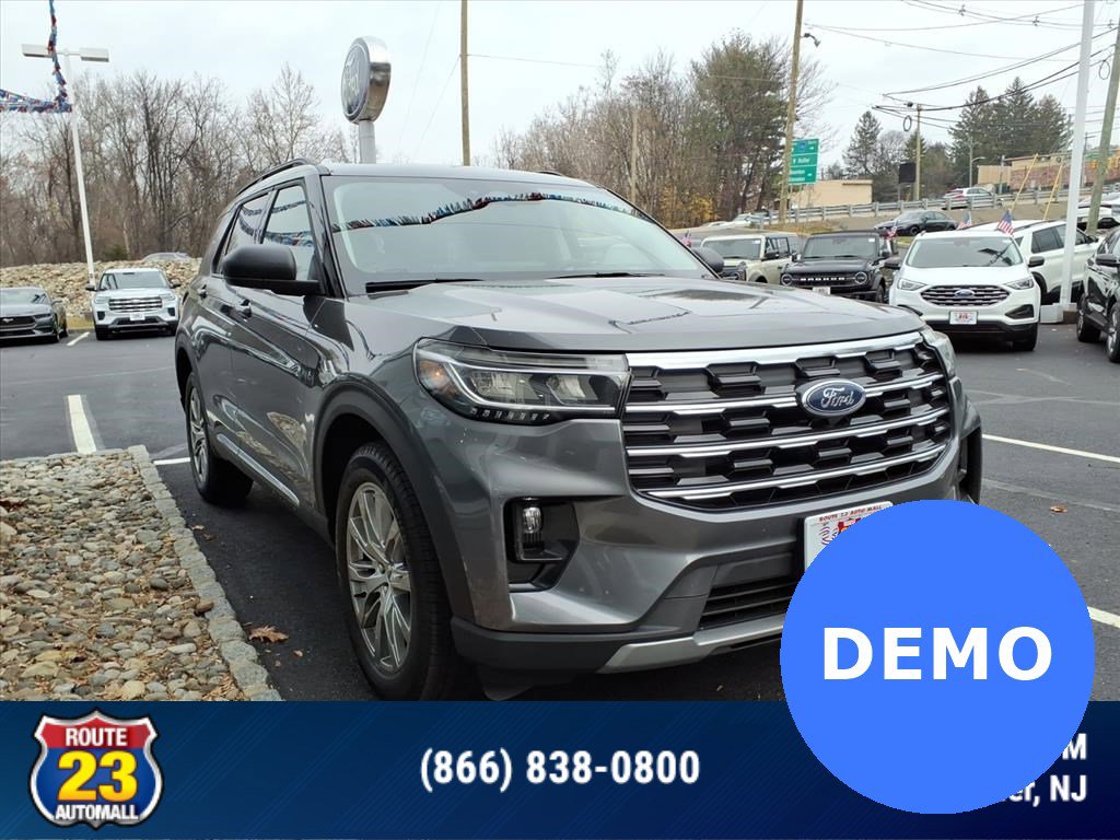 2025 Ford Explorer Active's photo