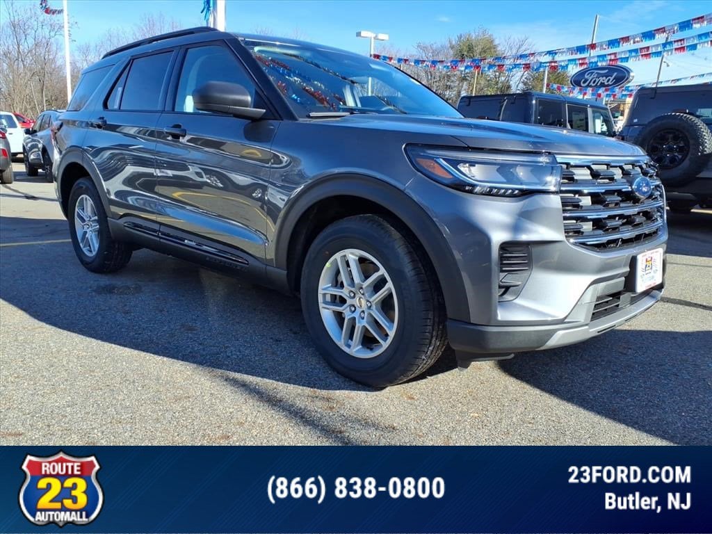 2026 Ford Explorer Active's photo