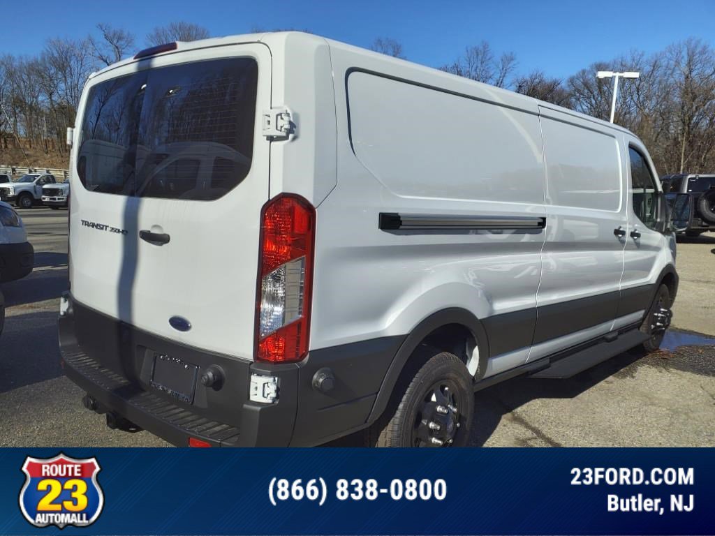 2024 Ford Transit Cargo photo 4