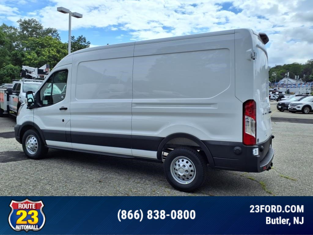 2025 Ford Transit photo 3