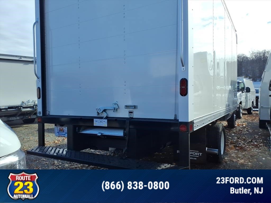 New 2026 Ford E-450 Cutaway E-450 Truck