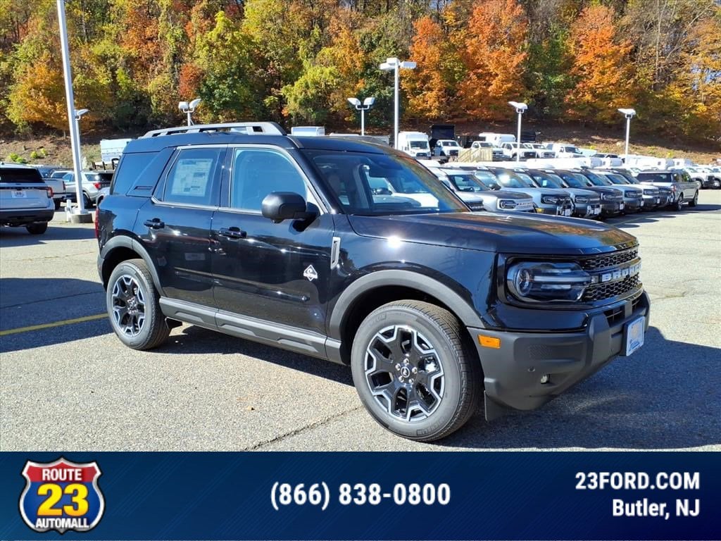 2025 Ford Bronco Sport Outer Banks's photo