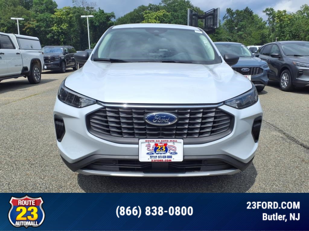 2025 Ford Escape Active photo 2