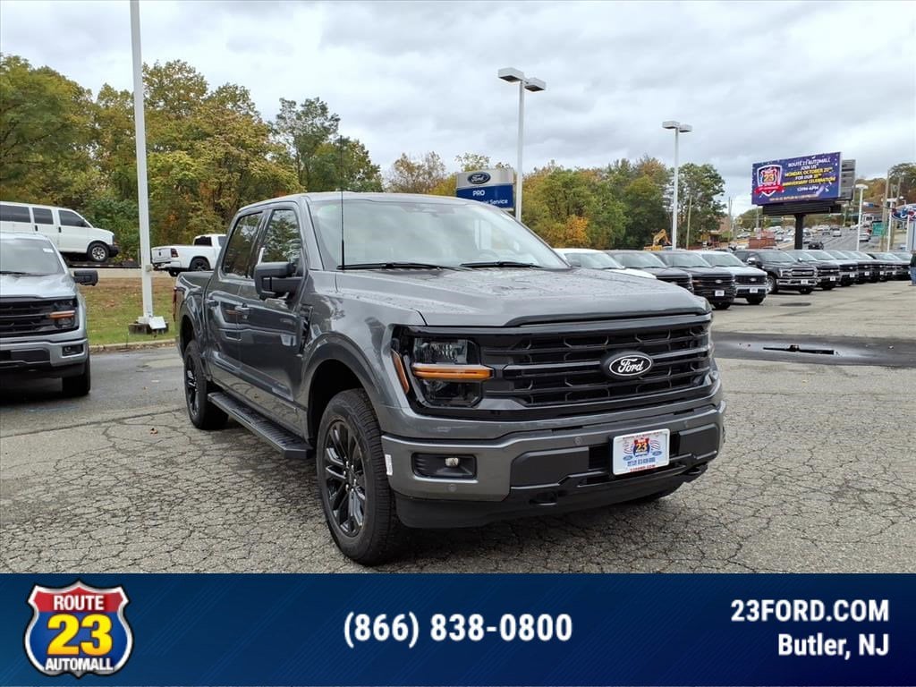 2025 Ford F-150 XLT's photo