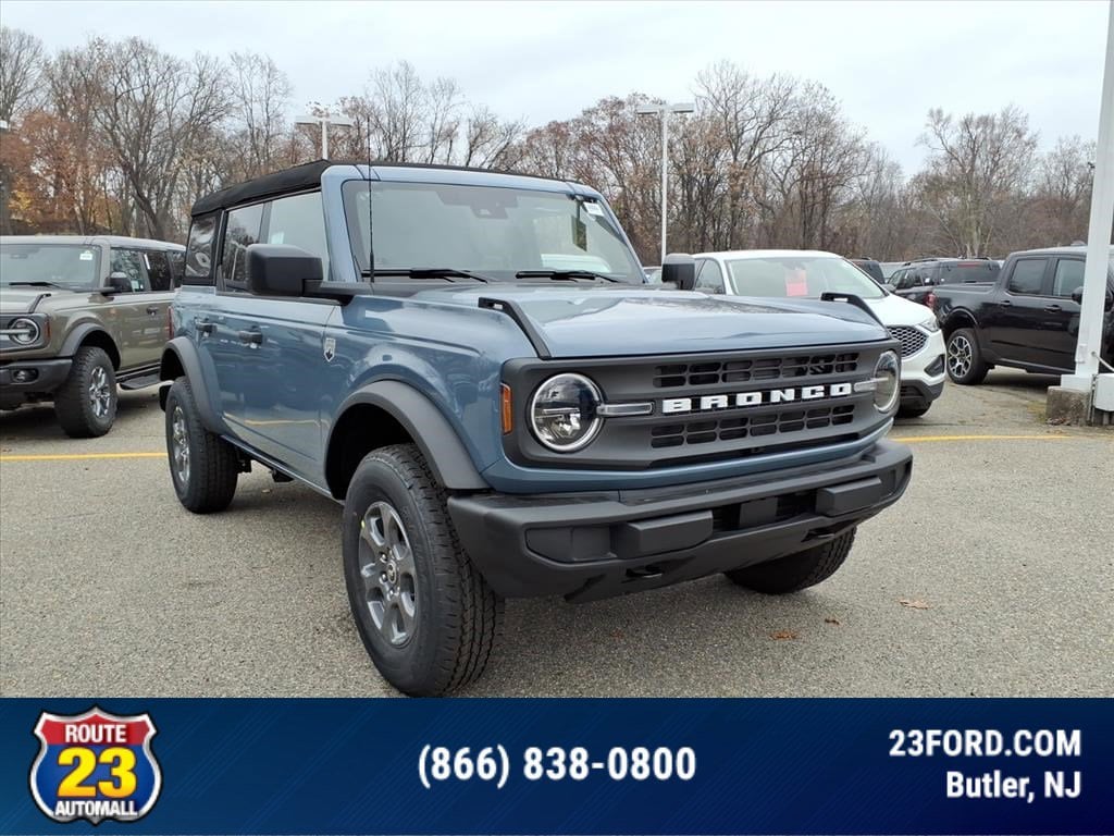 2025 Ford Bronco 4-Door Big Bend's photo