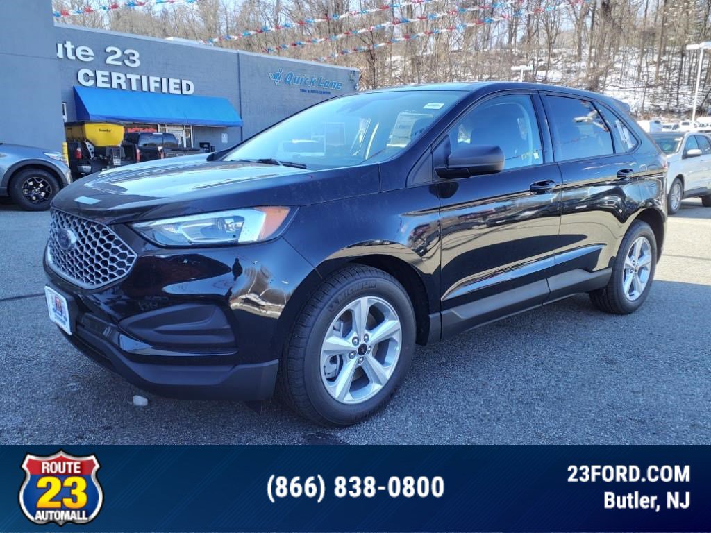 2024 Ford Edge SE photo 2