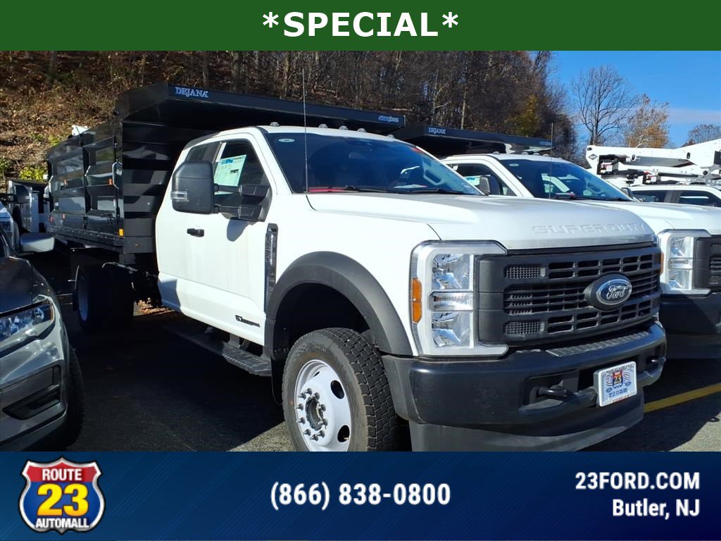 2024 Ford F-550 Super Duty Chassis Cab XL's photo