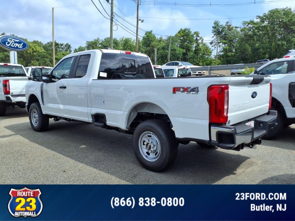 2025 Ford F-250 XL photo 3