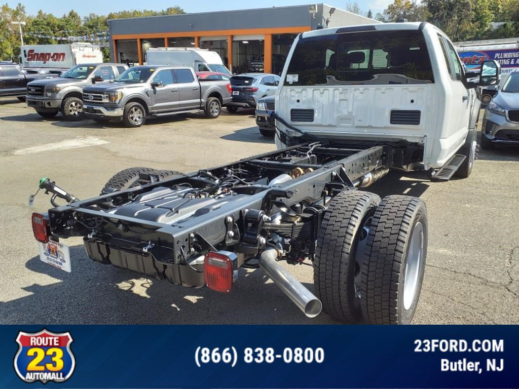 2024 Ford F-550 XL photo 4