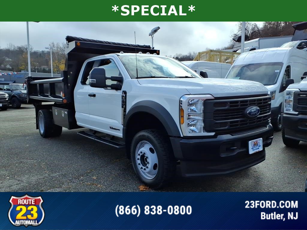 2024 Ford F-550 Super Duty Chassis Cab XL's photo