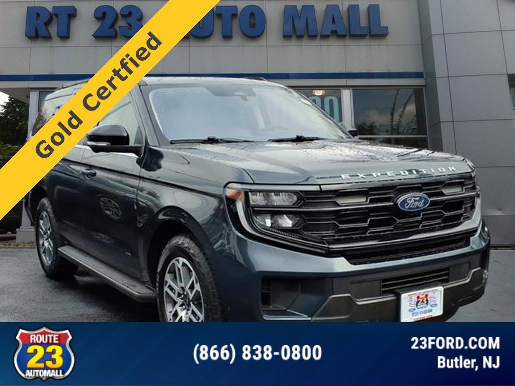 2025 Ford Expedition Active's photo