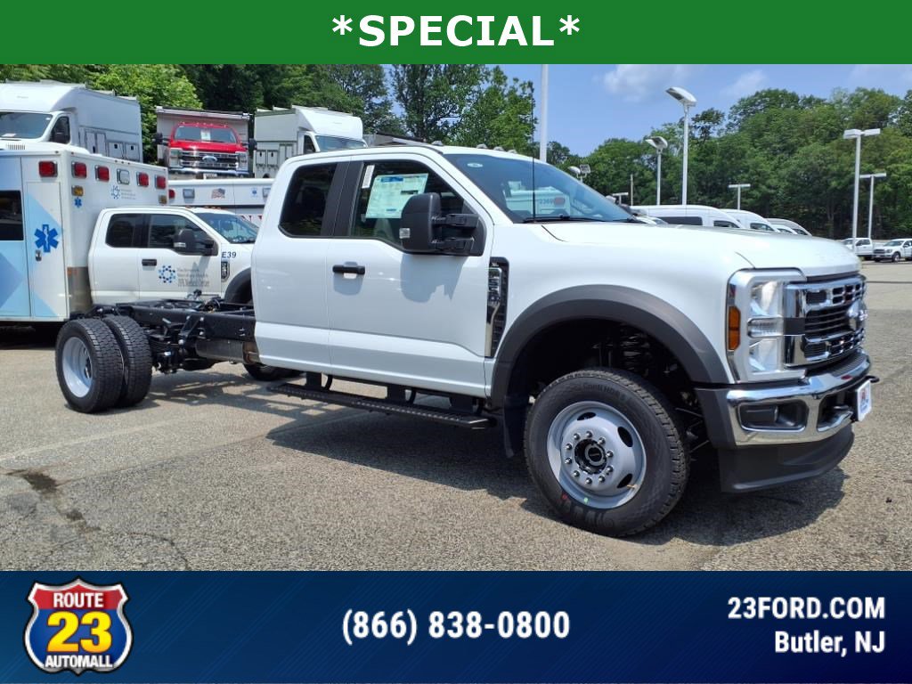 2025 Ford F-550 Chassis Truck Super Cab  2025 Ford F-550 Chassis Truck Super Cab