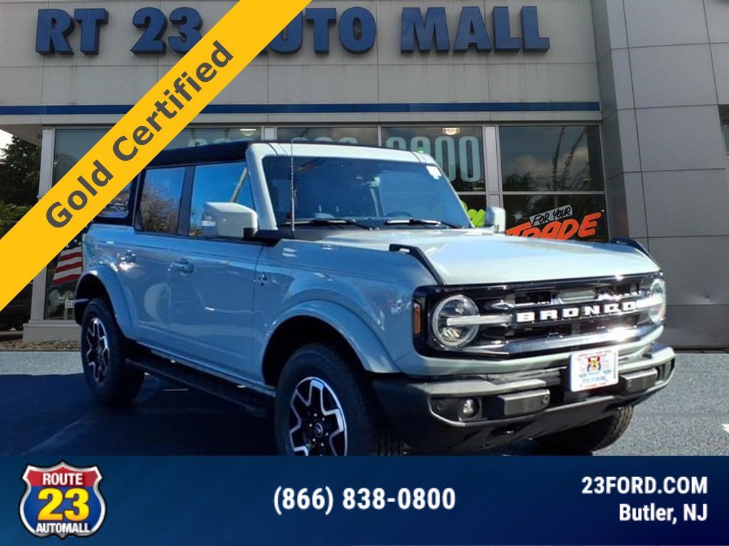 2021 Ford Bronco 4-Door Outer Banks's photo
