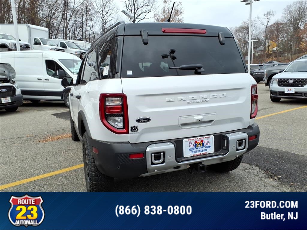 2025 Ford Bronco Sport Badlands photo 2