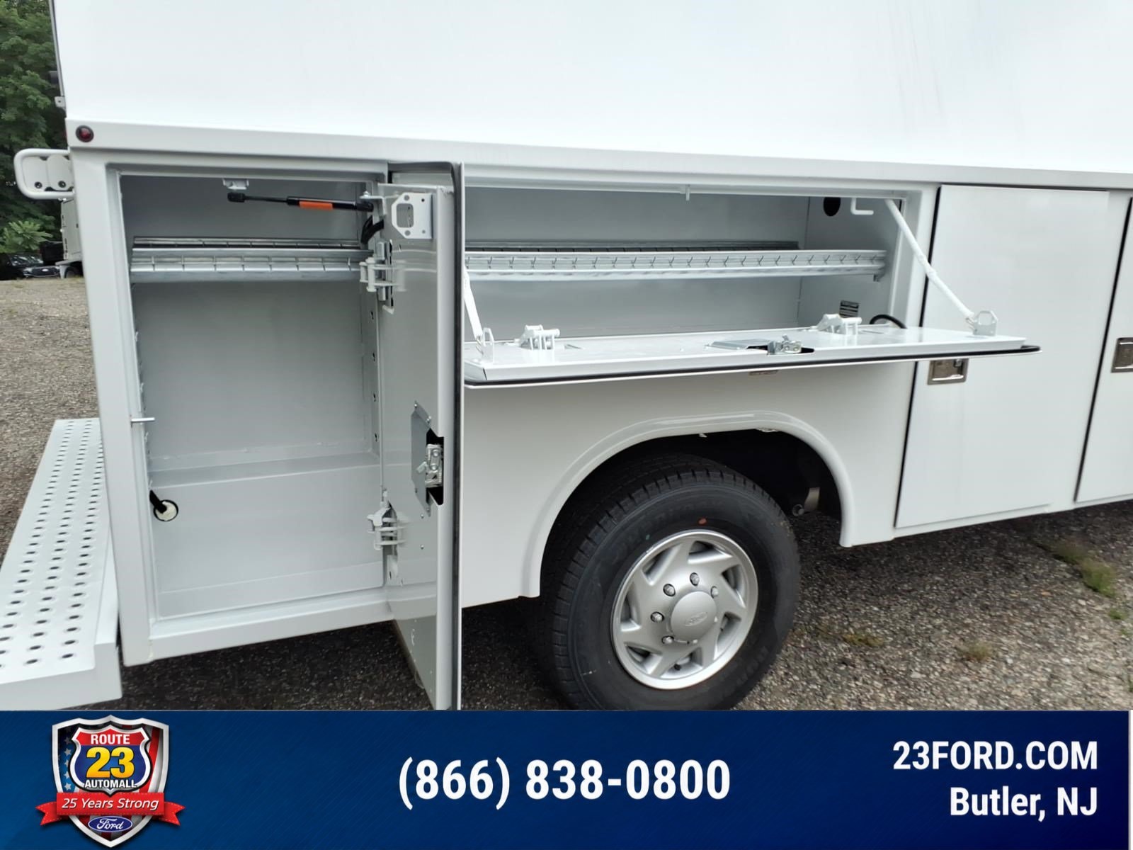 2026 Ford E-Series Cutaway Base - Photo 17