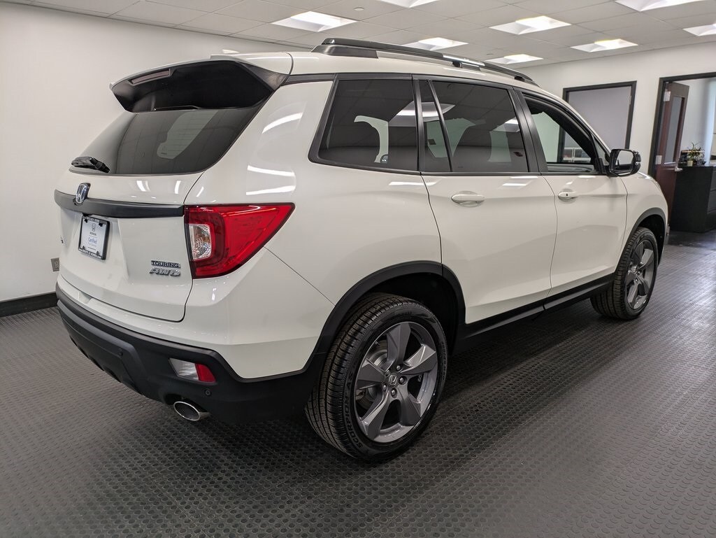 2019 Honda Passport Touring photo 4