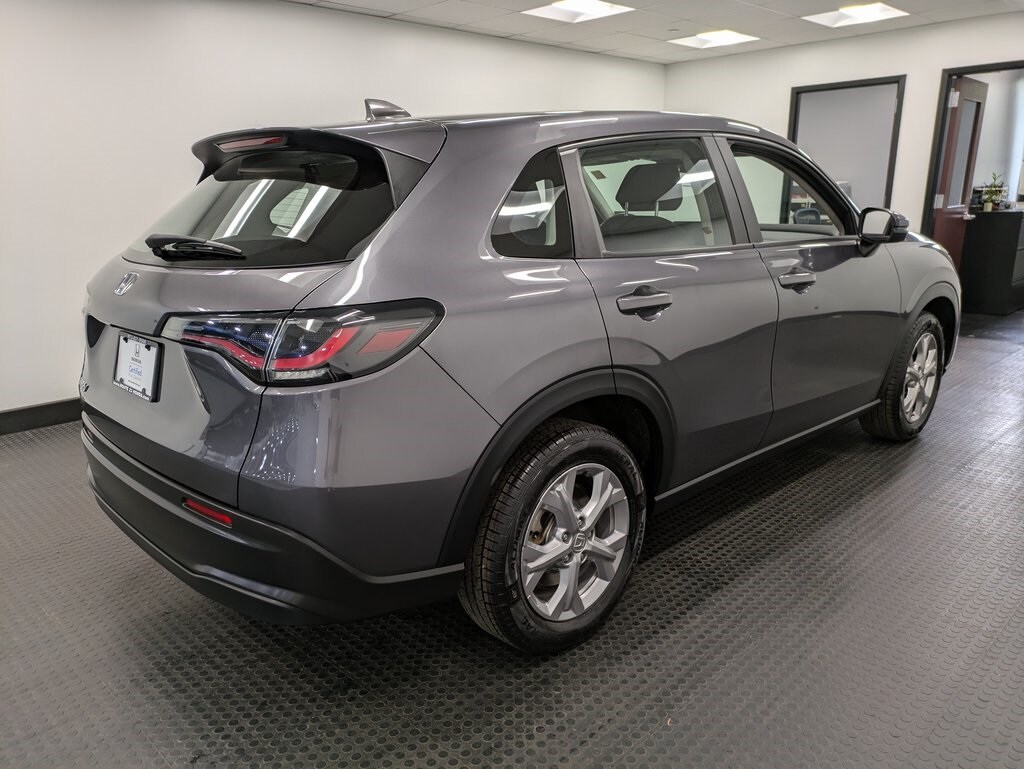 2023 Honda HR-V LX photo 2