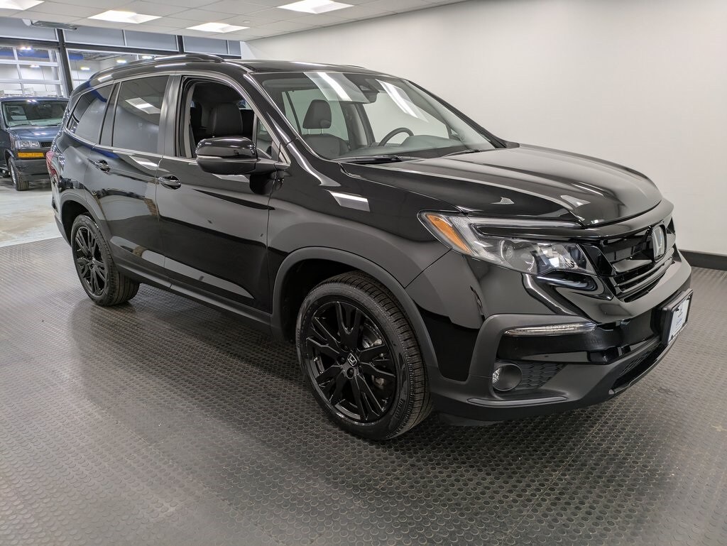 2022 Honda Pilot Special Edition photo 2
