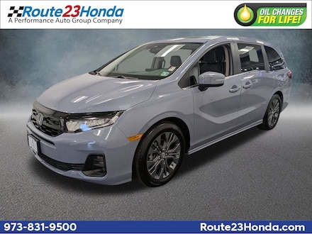 2025 Honda Odyssey Touring Van