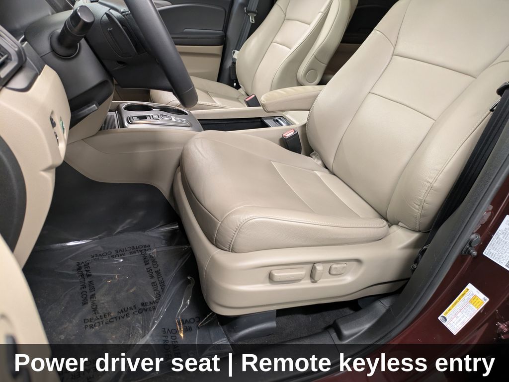 2022 Honda Pilot SE - Photo 11