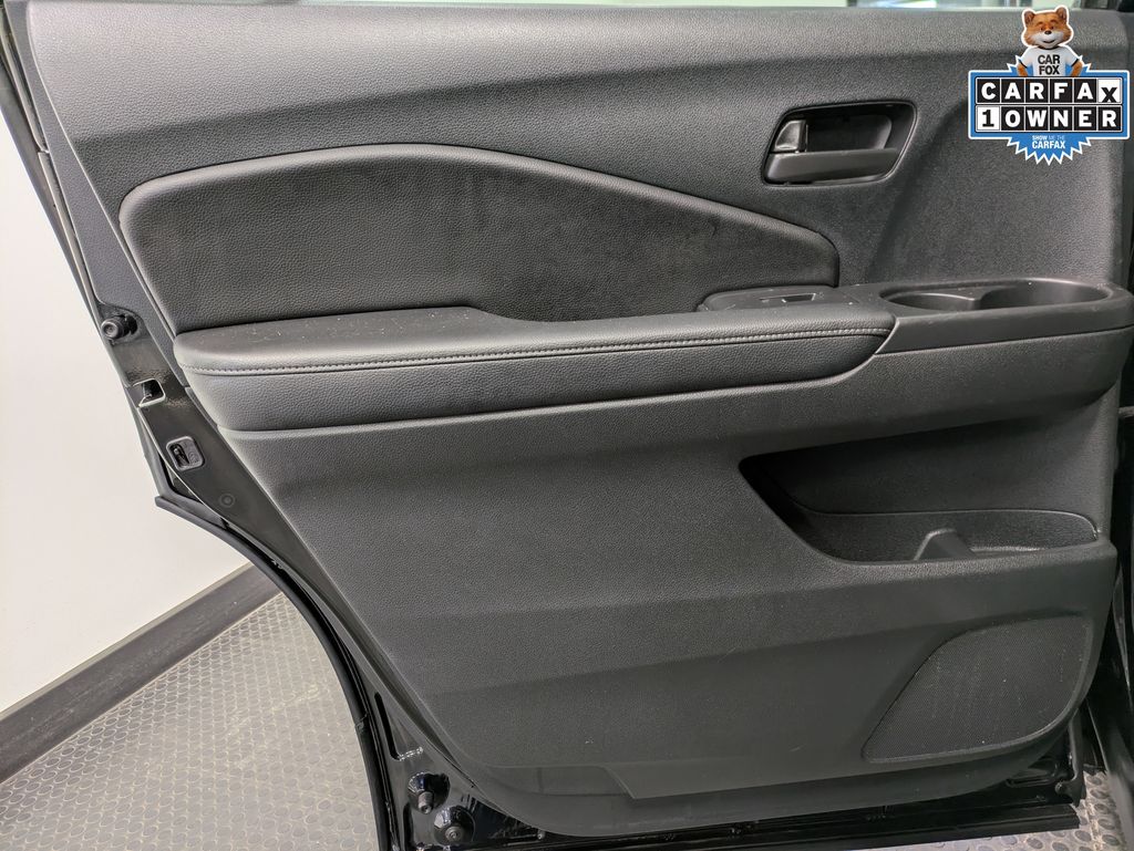 2023 Honda Passport EX-L - Photo 22