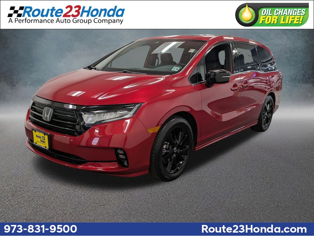 2023 Honda Odyssey SPORT's photo