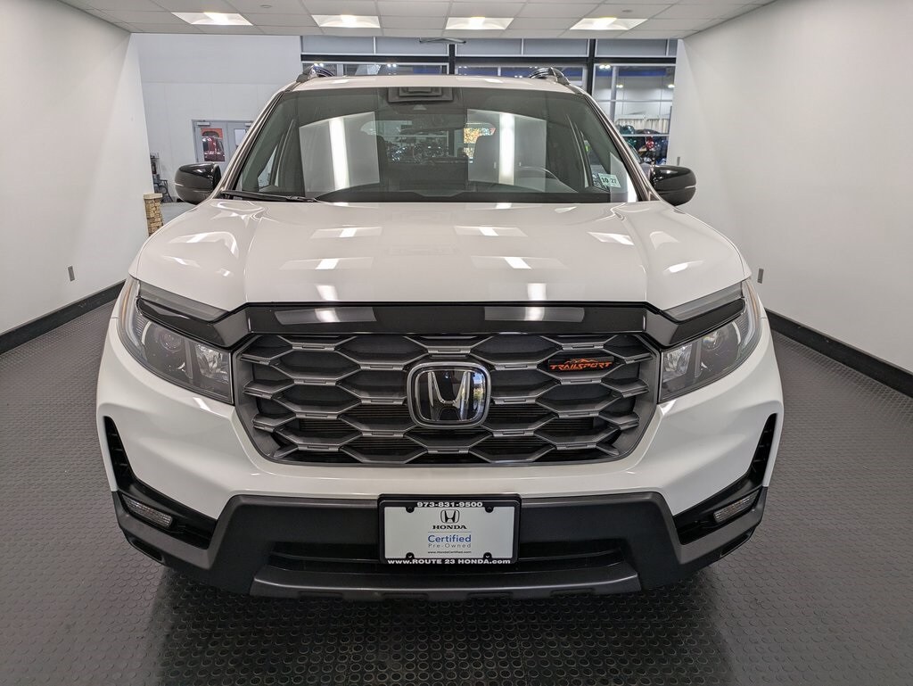2022 Honda Passport TrailSport photo 2