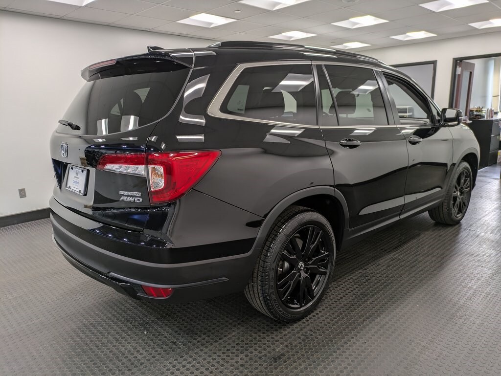 2022 Honda Pilot Special Edition photo 3