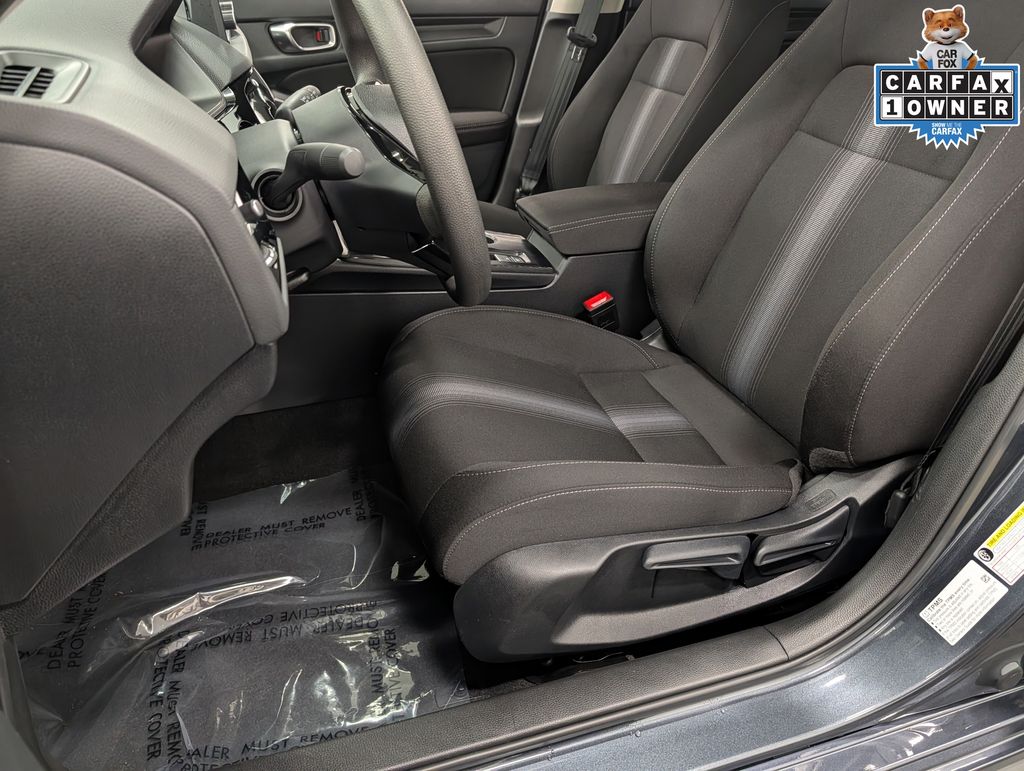 2023 Honda Civic Hatchback LX - Photo 9