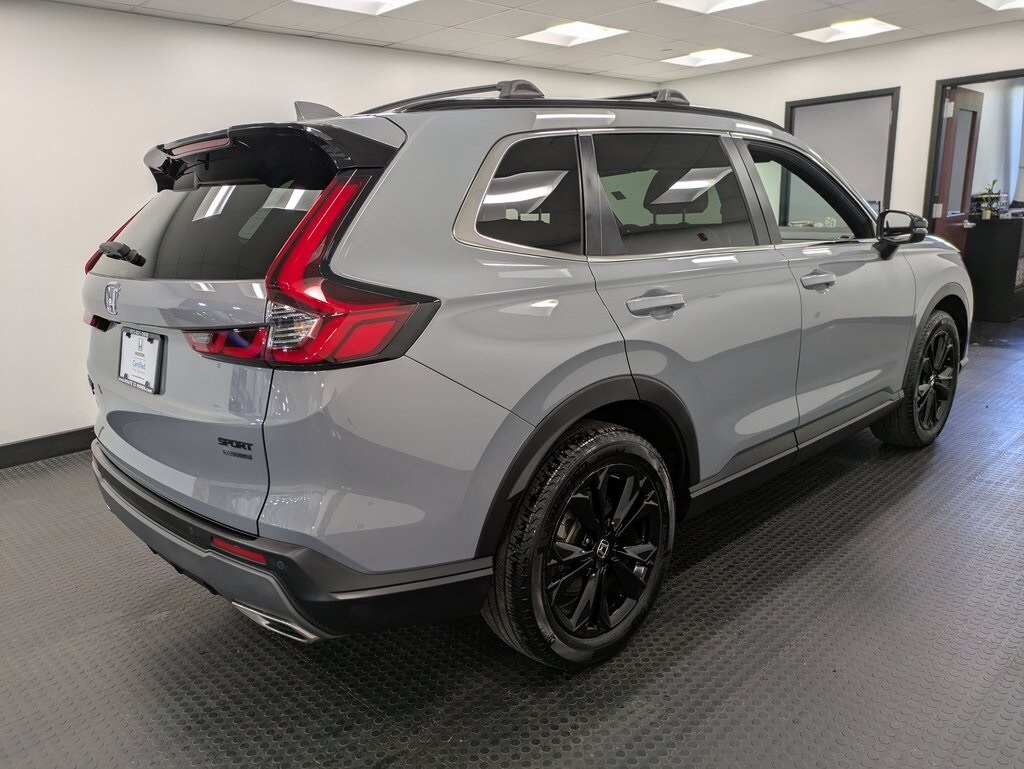 2023 Honda CR-V Hybrid Sport Touring photo 4
